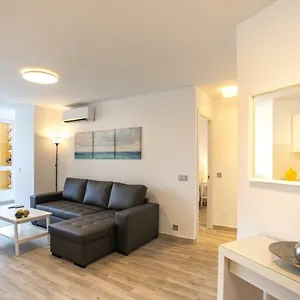https://apartamento-frente-al-mar-avenida-alay.1costadelsol.com